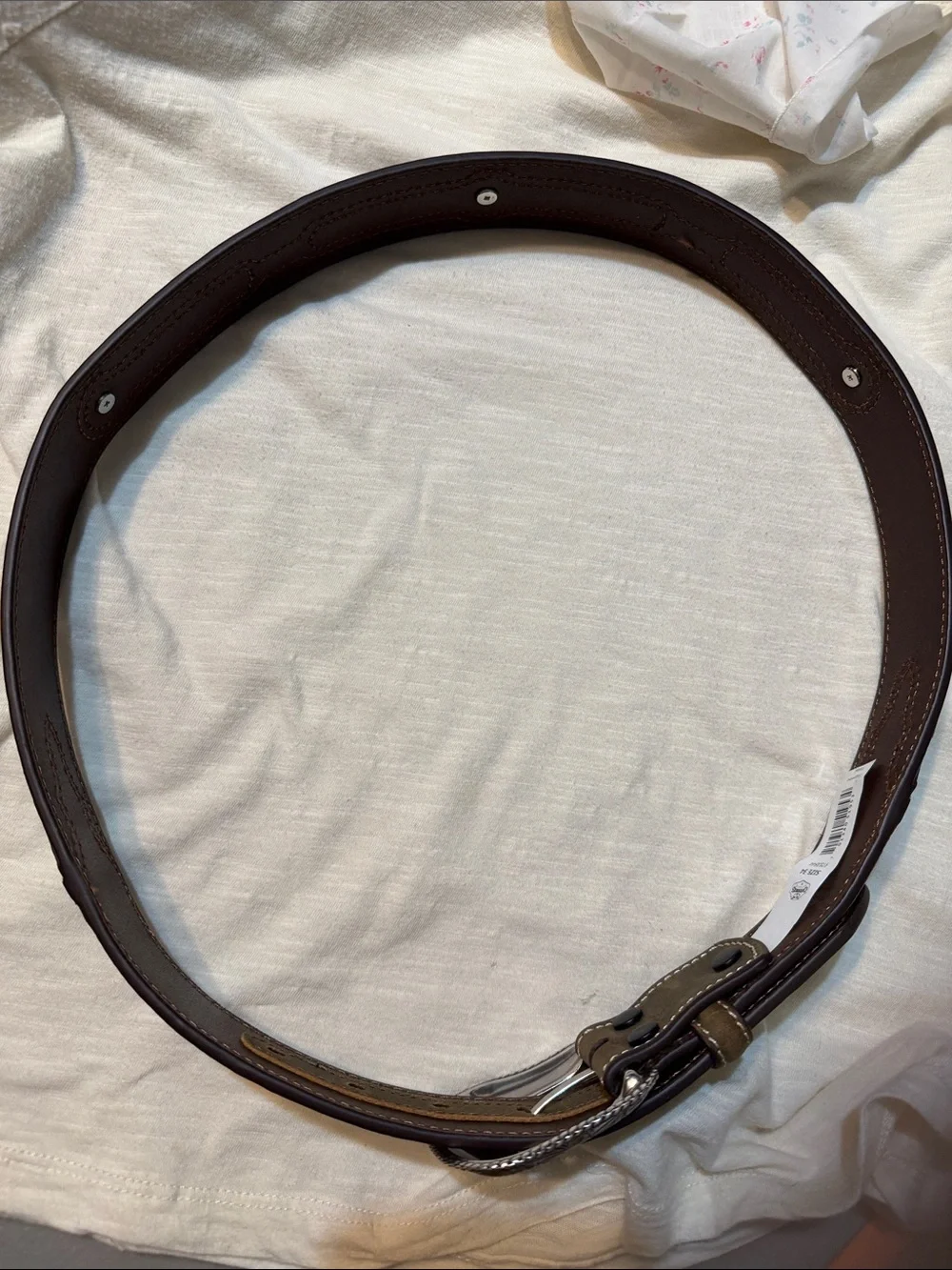 Cavender’s Leather WESTERN belt with conchos - new never worn - 34”